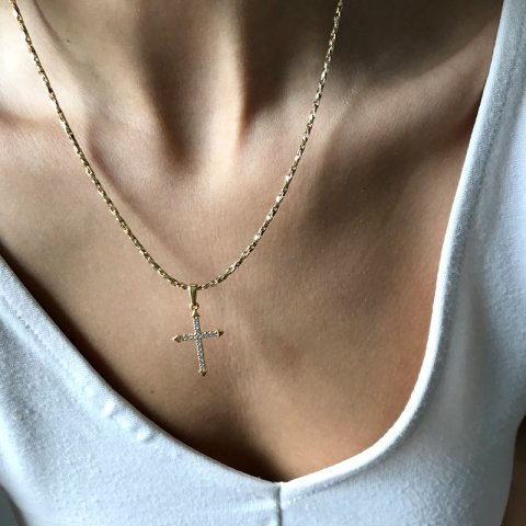 Cerastes Zincir Taşlı Haç Kolye