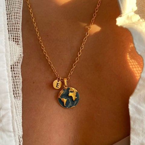 Dünya Harfli Gold Kolye