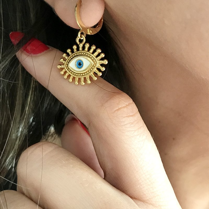 Beyaz Mine Göz Küpe