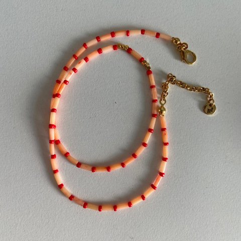 Coral Line Mercan Kolye