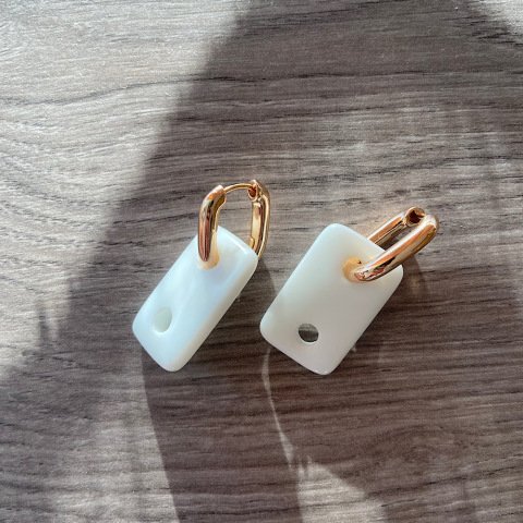 Button Beyaz Oniks Doğal Taş Küpe