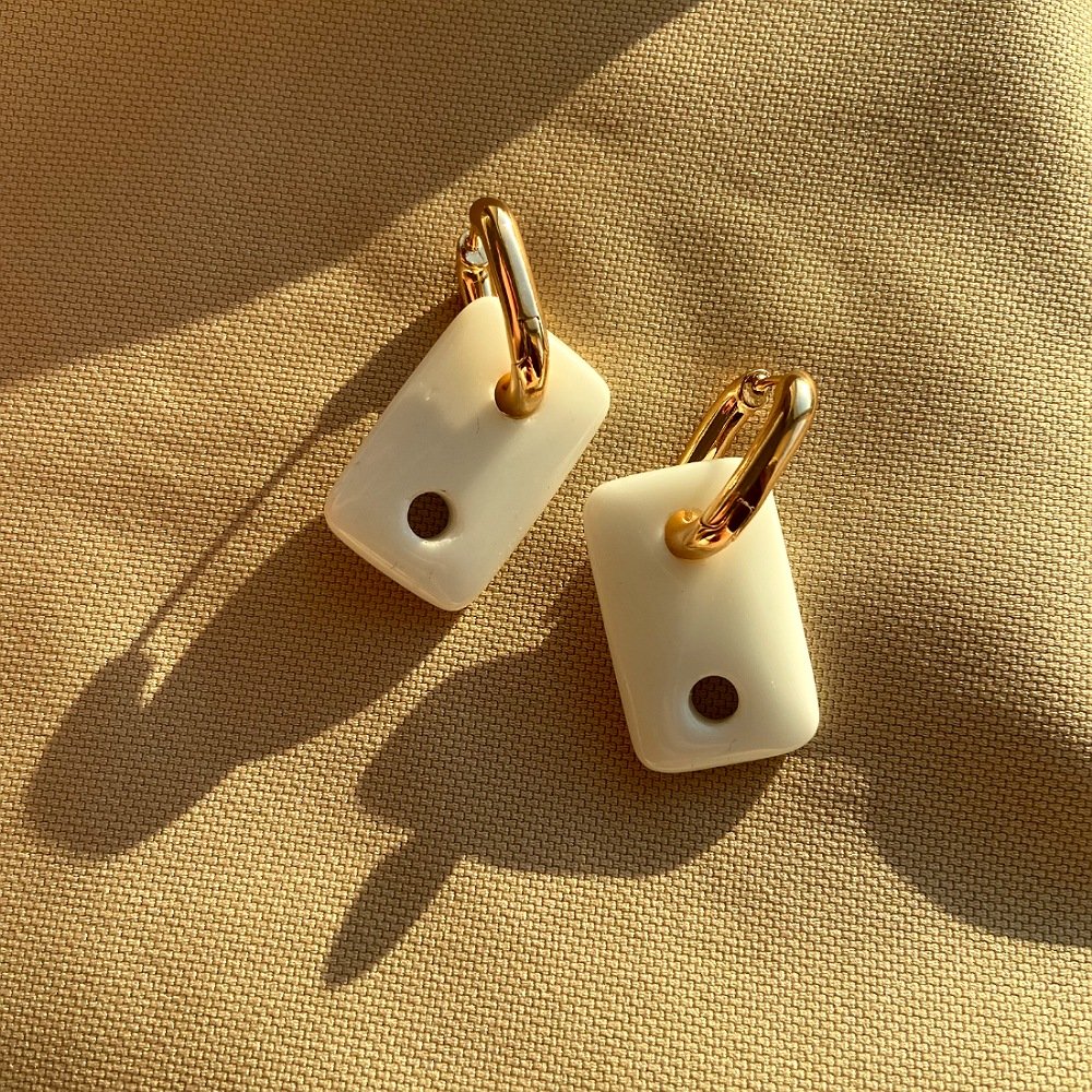 Button Beyaz Oniks Doğal Taş Küpe