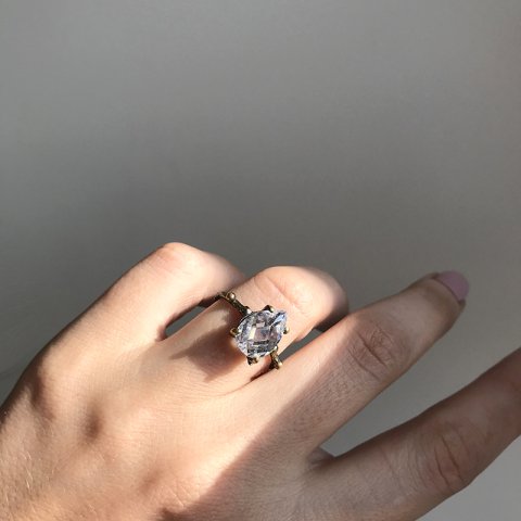 Beyaz Zirkon Taş Damla Yüzük