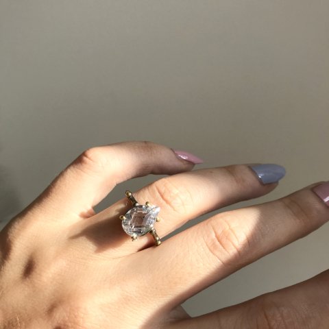 Beyaz Zirkon Taş Damla Yüzük