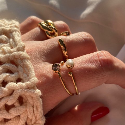 Beyaz Taşlı İnci Yüzük