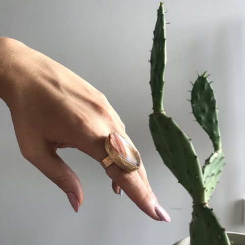 Büyük Kalsedon Taş Yüzük