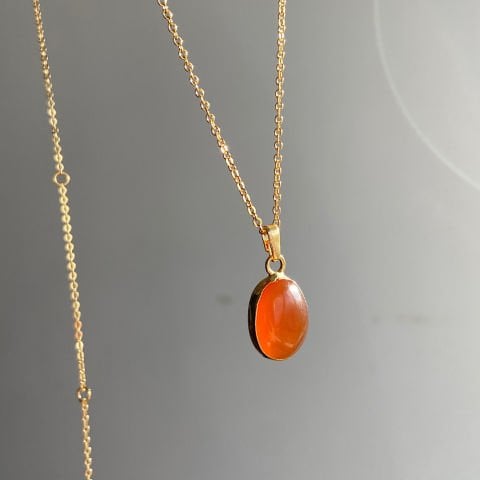 Karnelyan Taşı Oval Kolye