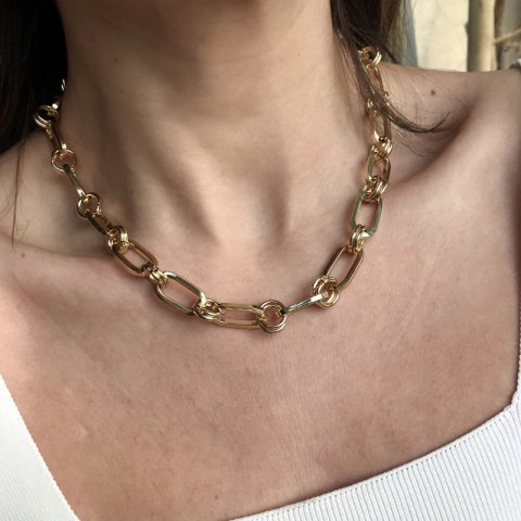 Julia Maximal Chain