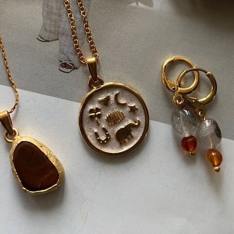 Mezat Zamanı Şans Charm Set