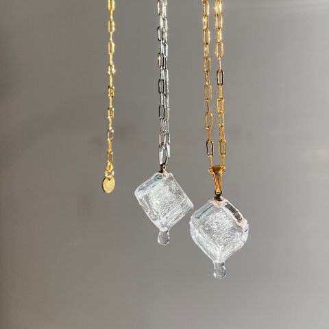 Ice Baby Uzun Buz Küp Kolye