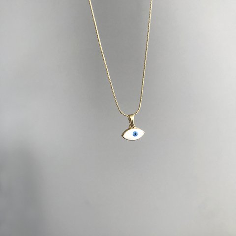 Beyaz Mine Göz Minimal Kolye