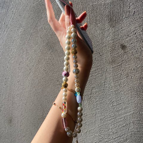 Big Pearl Telefon Askısı