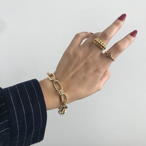 Julia Maximal Bileklik