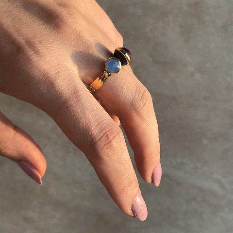 Cosmos'un Küreleri Anyolit