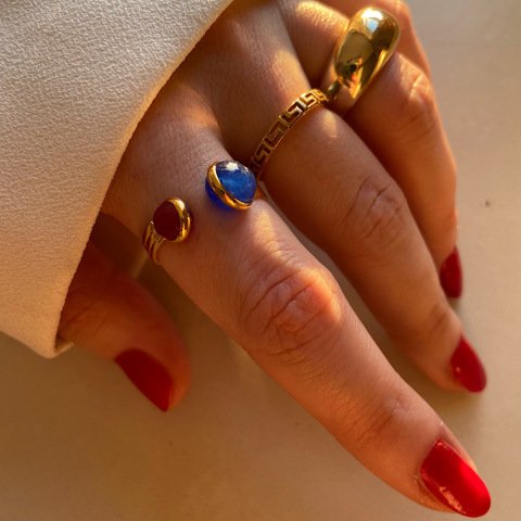 Cosmos'un Küreleri Yüzük