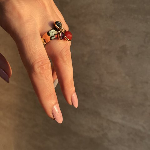 Cosmos'un Küreleri 3'lü Ametist Yüzük