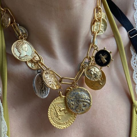 Empire Charms Madalyon Kolye