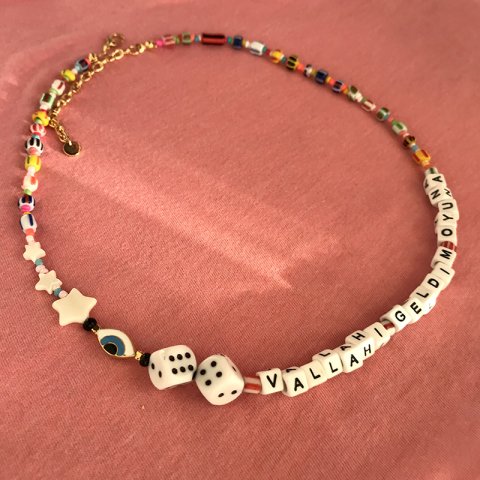 Vallahi Geldim Oyuna Kolye