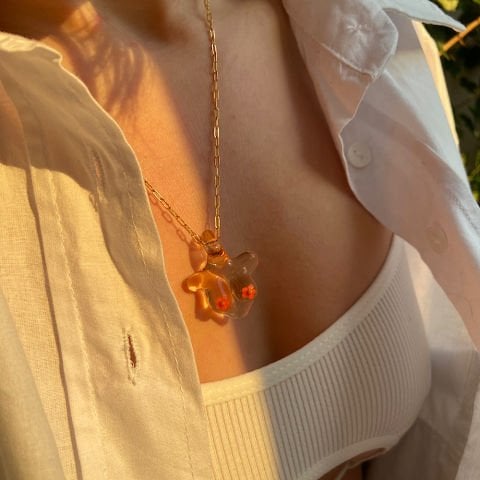 The Mammae Turuncu Çiçekli Meme Kolye