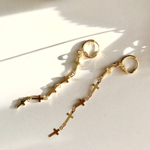 Crucifix Haç Küpe