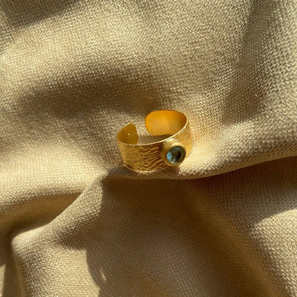 Mavi Zirkon Taşlı Kalın Yüzük