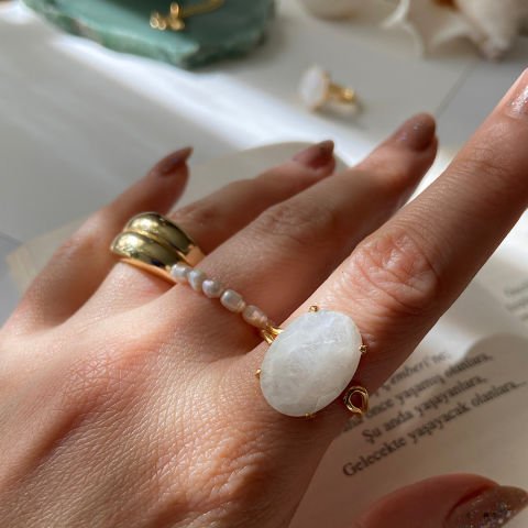 Ay Taşı Oval Yüzük