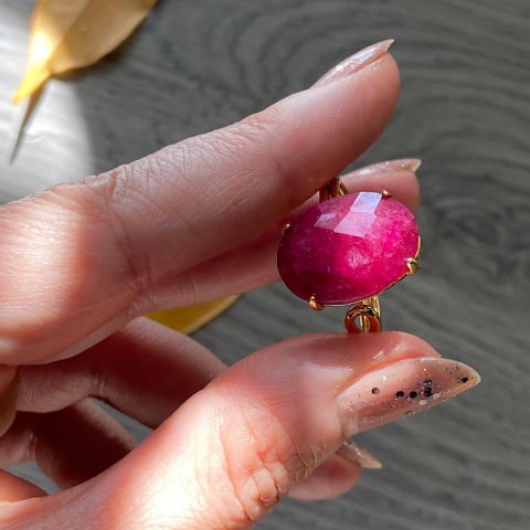 Yakut Oval Doğal Taş Yüzük