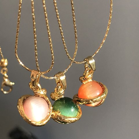 Feline and Snake Kolye