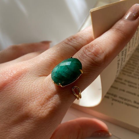 Zümrüt Oval Doğal Taş Yüzük