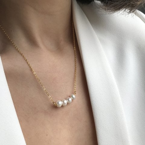 Four Pearls Kolye