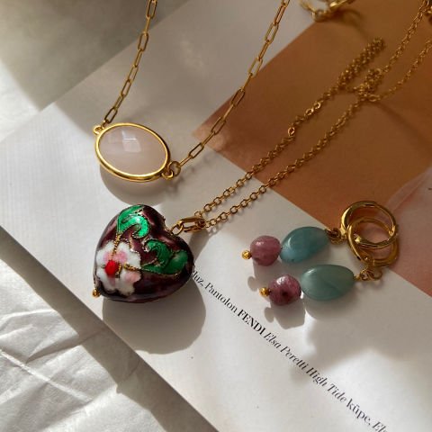 Mezat Zamanı Mor Bahçe