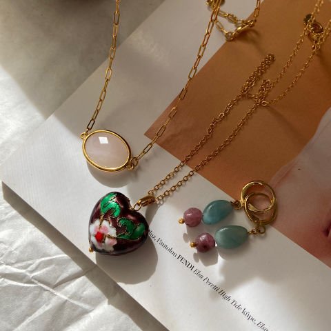 Mezat Zamanı Mor Bahçe