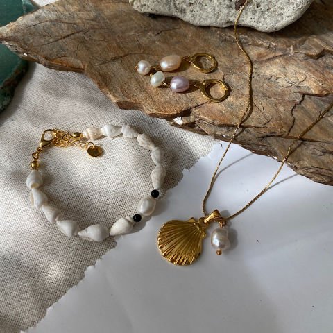 Mezat Zamanı Denizin Sesi