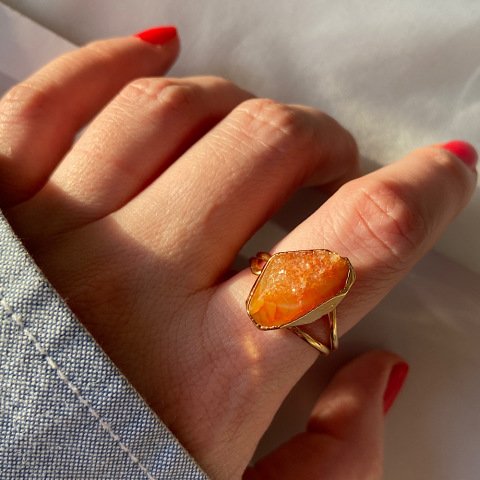 Asimetrik Karnelyan Yüzük