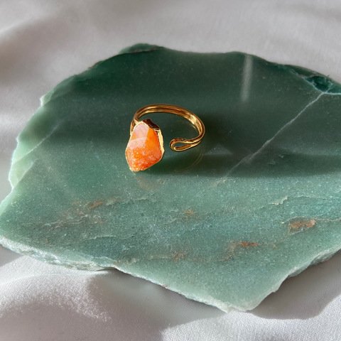 Asimetrik Karnelyan Yüzük