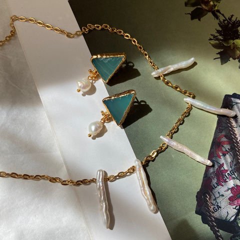 Mezat Zamanı Vintage İnci Esintisi