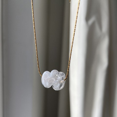 Element Hava Şeffaf Kolye