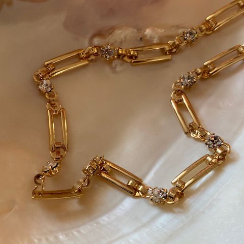 Mezat Zamanı Taşlı Vintage Zincir Kolye