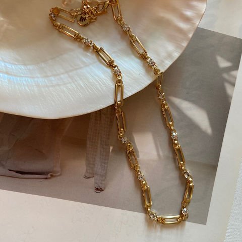 Mezat Zamanı Taşlı Vintage Zincir Kolye