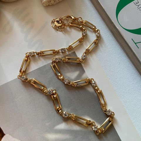 Mezat Zamanı Taşlı Vintage Zincir Kolye