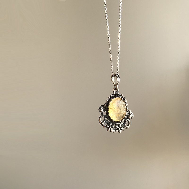 Çiçek Motifli Sarı Kuvars 925 Gümüş Kolye