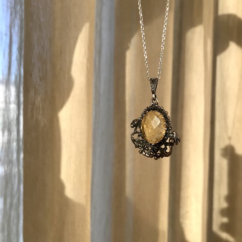 Çiçek Motifli Sarı Kuvars 925 Gümüş Kolye