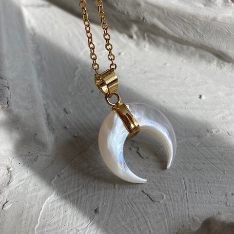 Horn Sedef Taşı Kolye